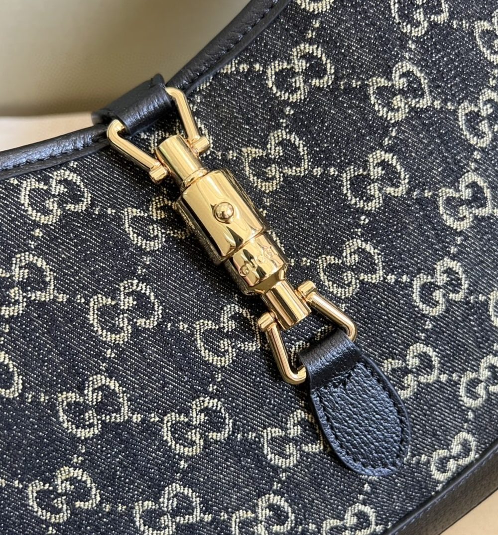 1:1 Replica Gucci Jackie 1961 Small Shoulder Bag Black And Ivory GG Denim Jacquard For Women 11in/28cm 678843 UN3AG 1294