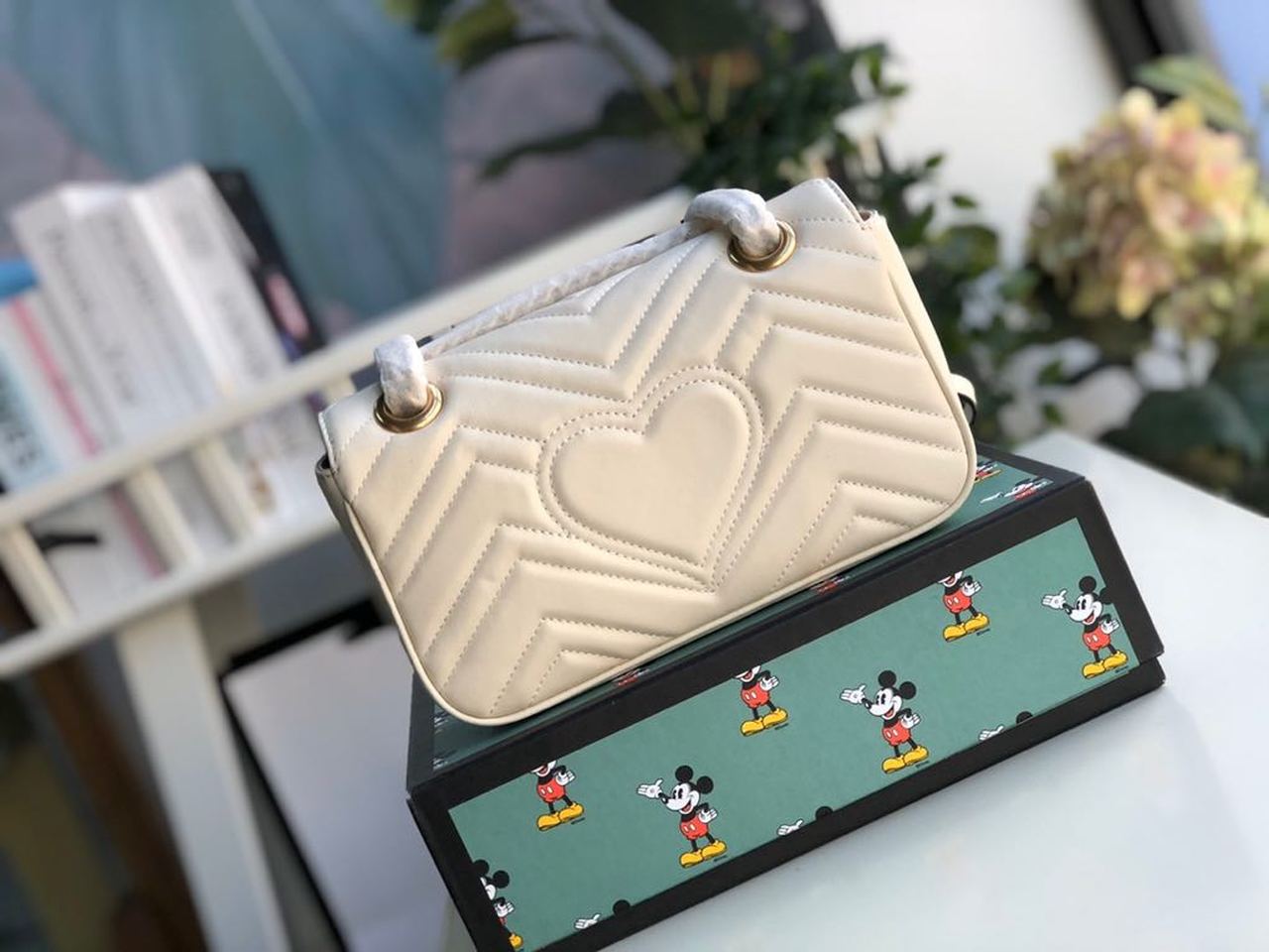 1:1 Replica Gucci Marmont Matelassé Mini Bag White For Women 8.5in/22cm GG 446744 DTDIT 9022 - Image 4