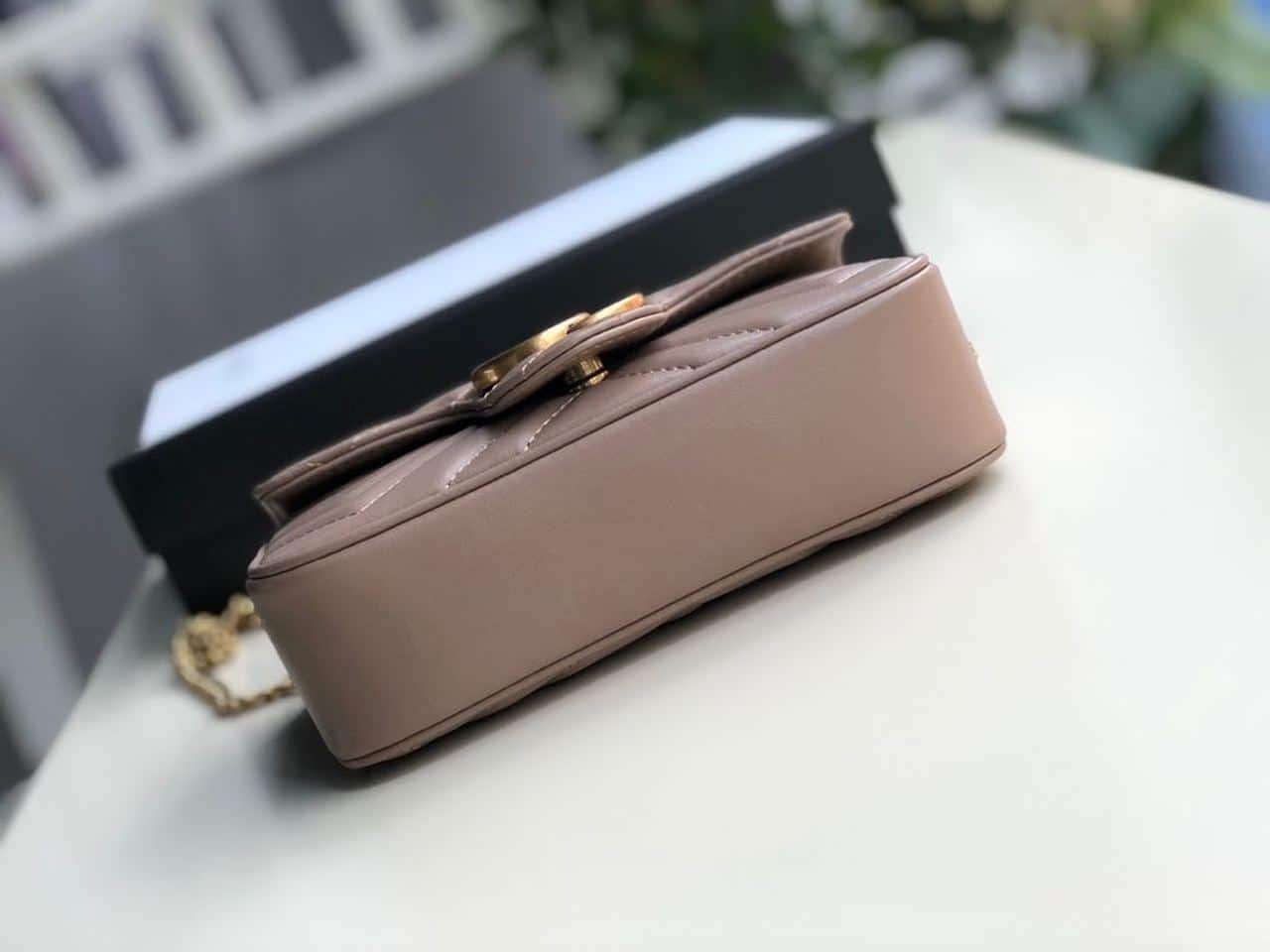 1:1 Replica Gucci Marmont Matelassé Super Mini Bag Beige Matelassé Chevron For Women 6.2in/16.5cm GG - Image 4