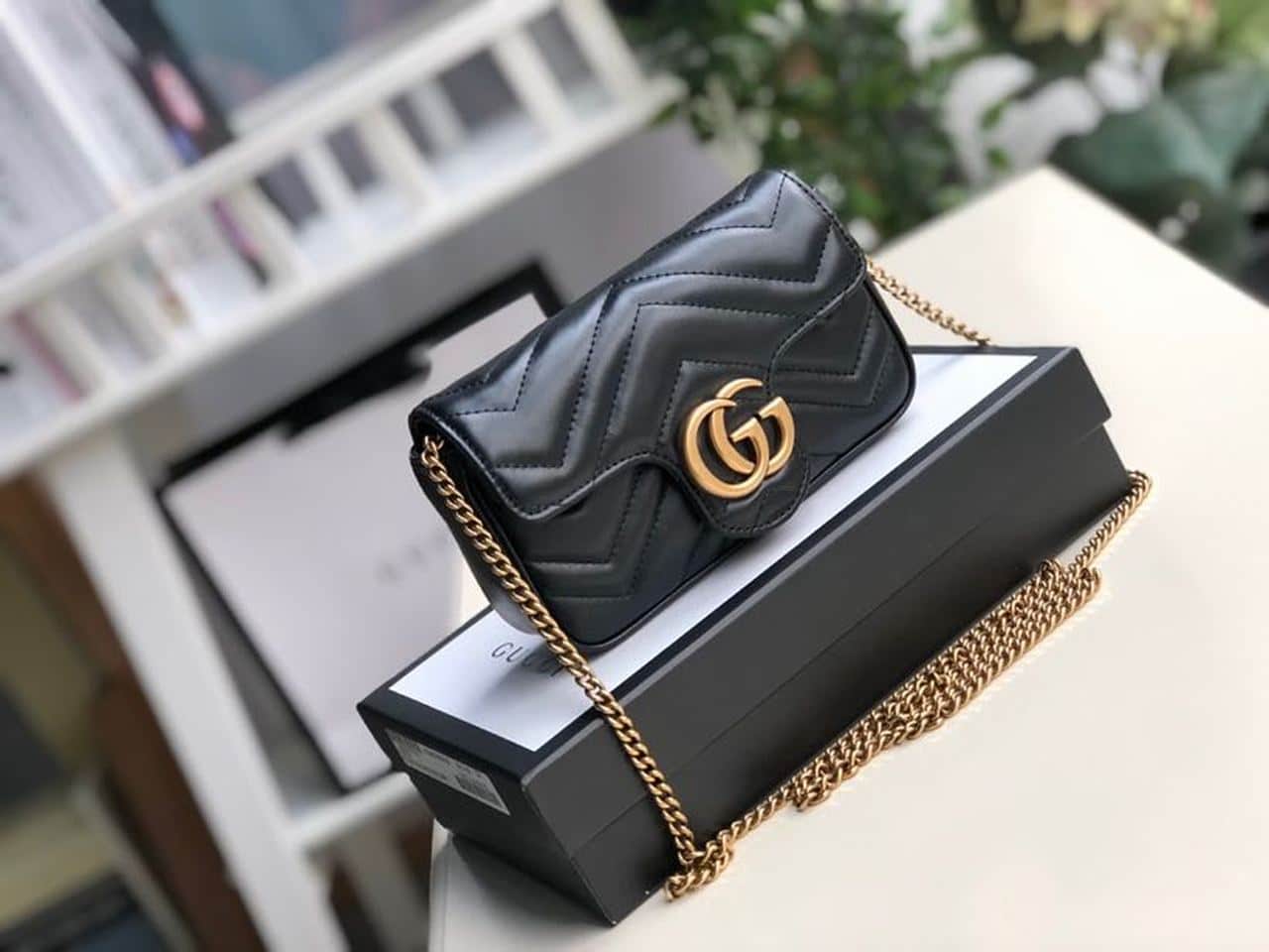 1:1 Replica Gucci Marmont Matelassé Super Mini Bag Dusty Black Chevron For Women 6.2in/16.5cm 476433 DTDCT 1000 - Image 4