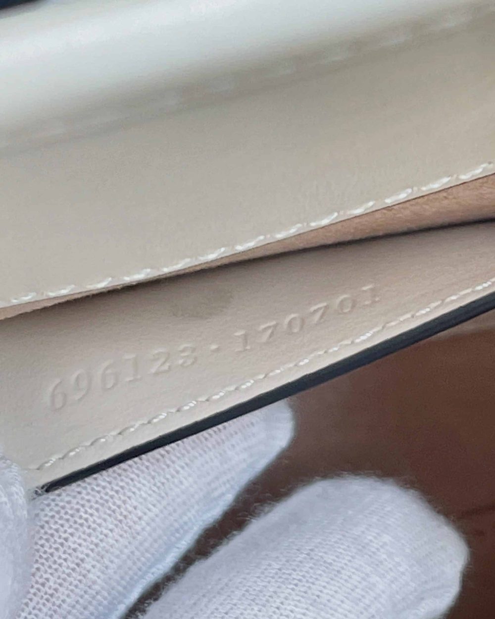 1:1 Replica Gucci Marmont Matelasse Mini Bag White For Women, Women's Bags 7.5in/19cm GG 696123 DTDHT 9022