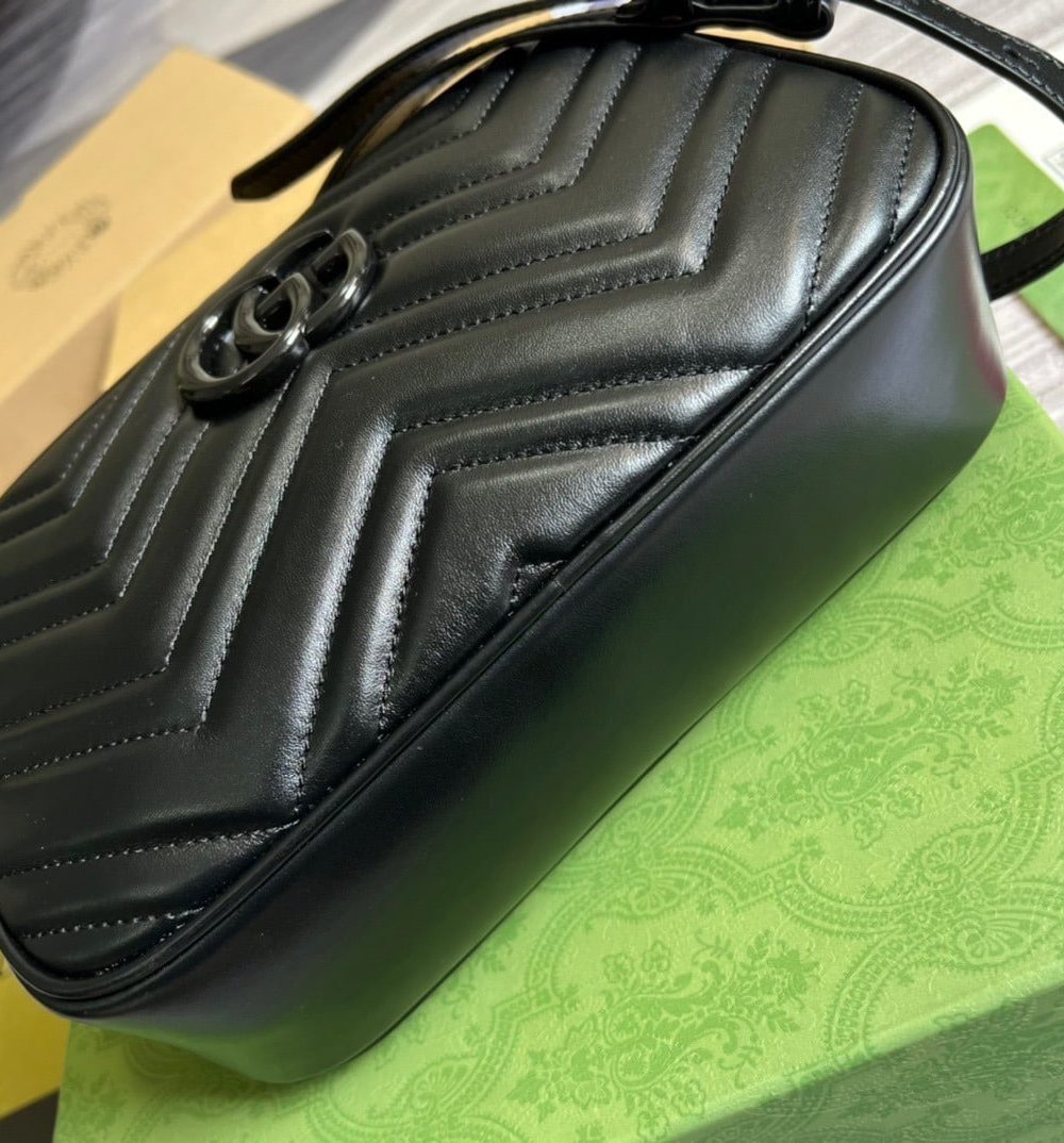 1:1 Replica Gucci Marmont Matelasse Shoulder Bag Black For Women, Women's Bags 9.5in/24cm GG