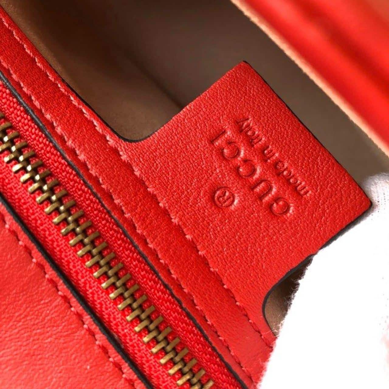 1:1 Replica Gucci Marmont Small Matelassé Shoulder Bag Hibiscus Red Matelassé Chevron For Women 10in/26cm GG 443497 DTDIT 6433 - Image 10