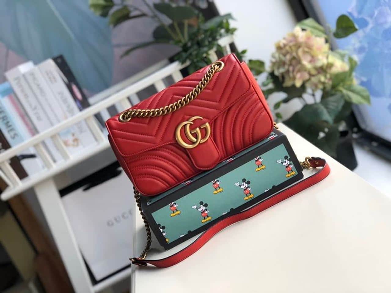 1:1 Replica Gucci Marmont Small Matelassé Shoulder Bag Hibiscus Red Matelassé Chevron For Women 10in/26cm GG 443497 DTDIT 6433 - Image 3