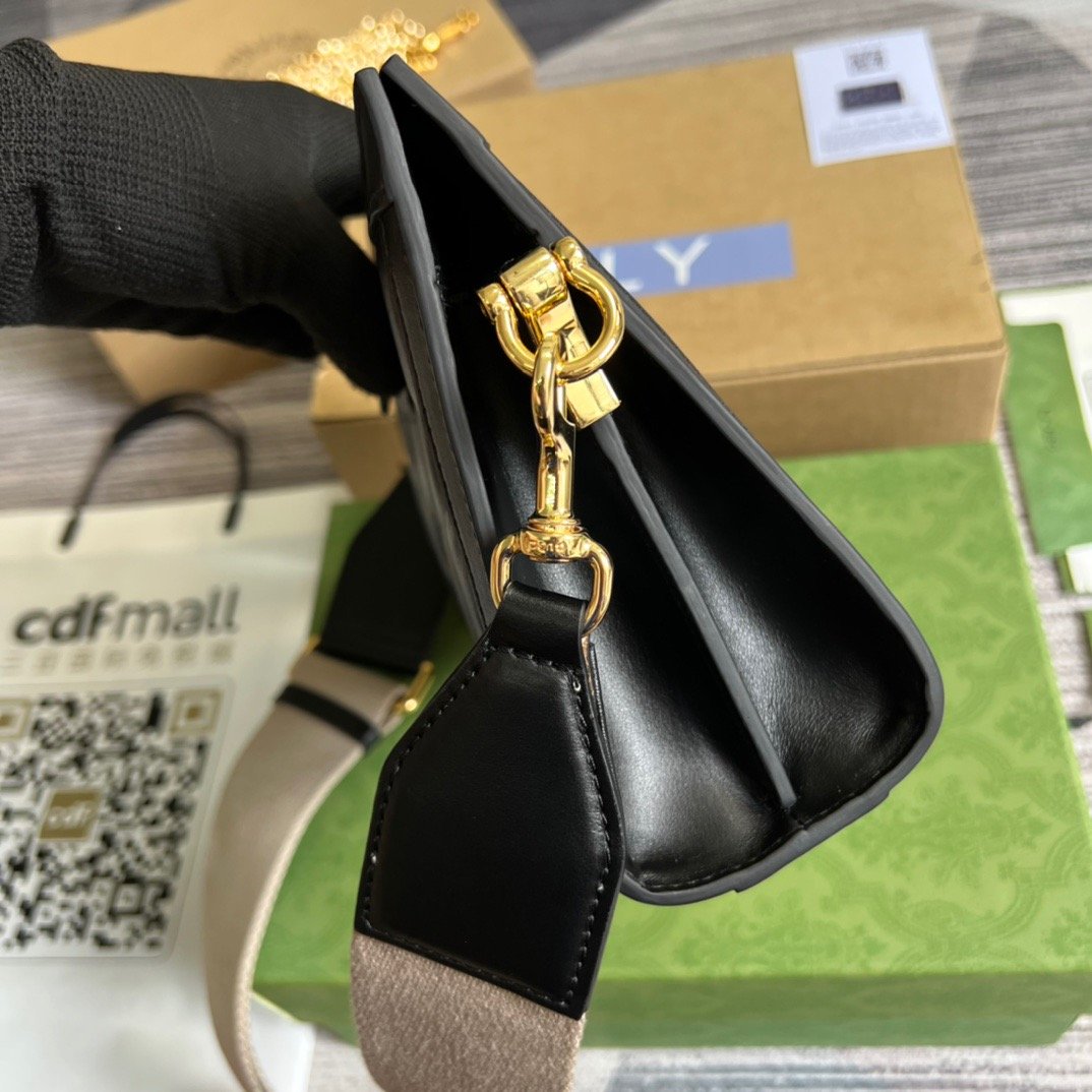 1:1 Replica Gucci Matelasse Shoulder Bag Black For Women, Women's Bags 10.2in/26cm GG - Image 8
