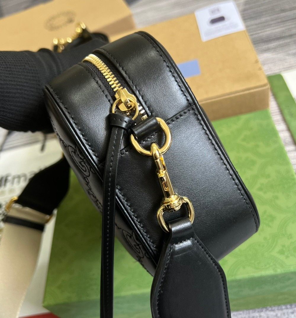 1:1 Replica Gucci Matelasse Shoulder Bag Black For Women, Women's Bags 8.5in/22cm GG 702234 UM8HG 1046