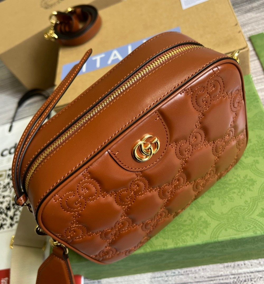 1:1 Replica Gucci Matelasse Shoulder Bag Red For Women, Women's Bags 8.5in/22cm GG 702234 UM8HG 2595