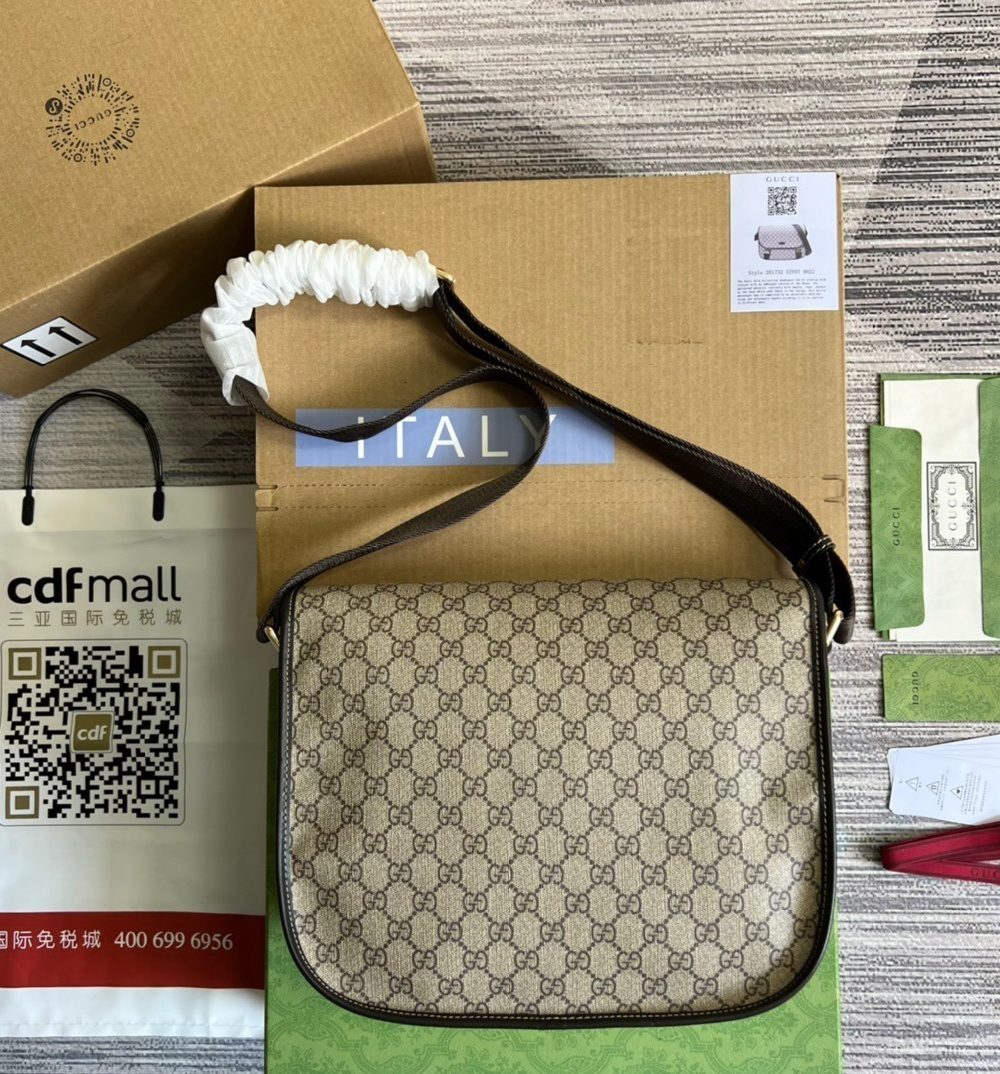 1:1 Replica Gucci Messenger Bag Shoulder Bag Beige GG Supreme Canvas For Women,Men 12.9in/33cm 2101214094842