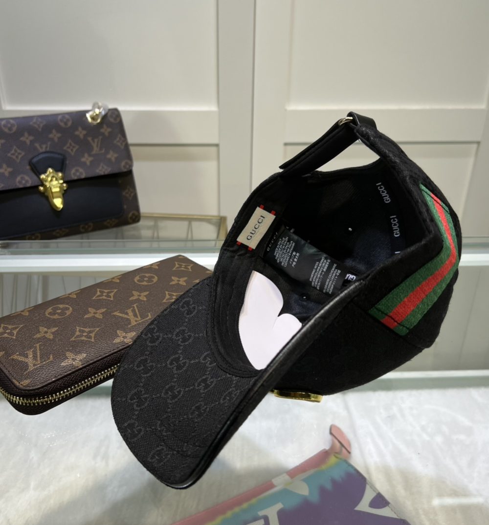 Gucci Original GG Canvas Baseball Hat With Web Black GG Hat