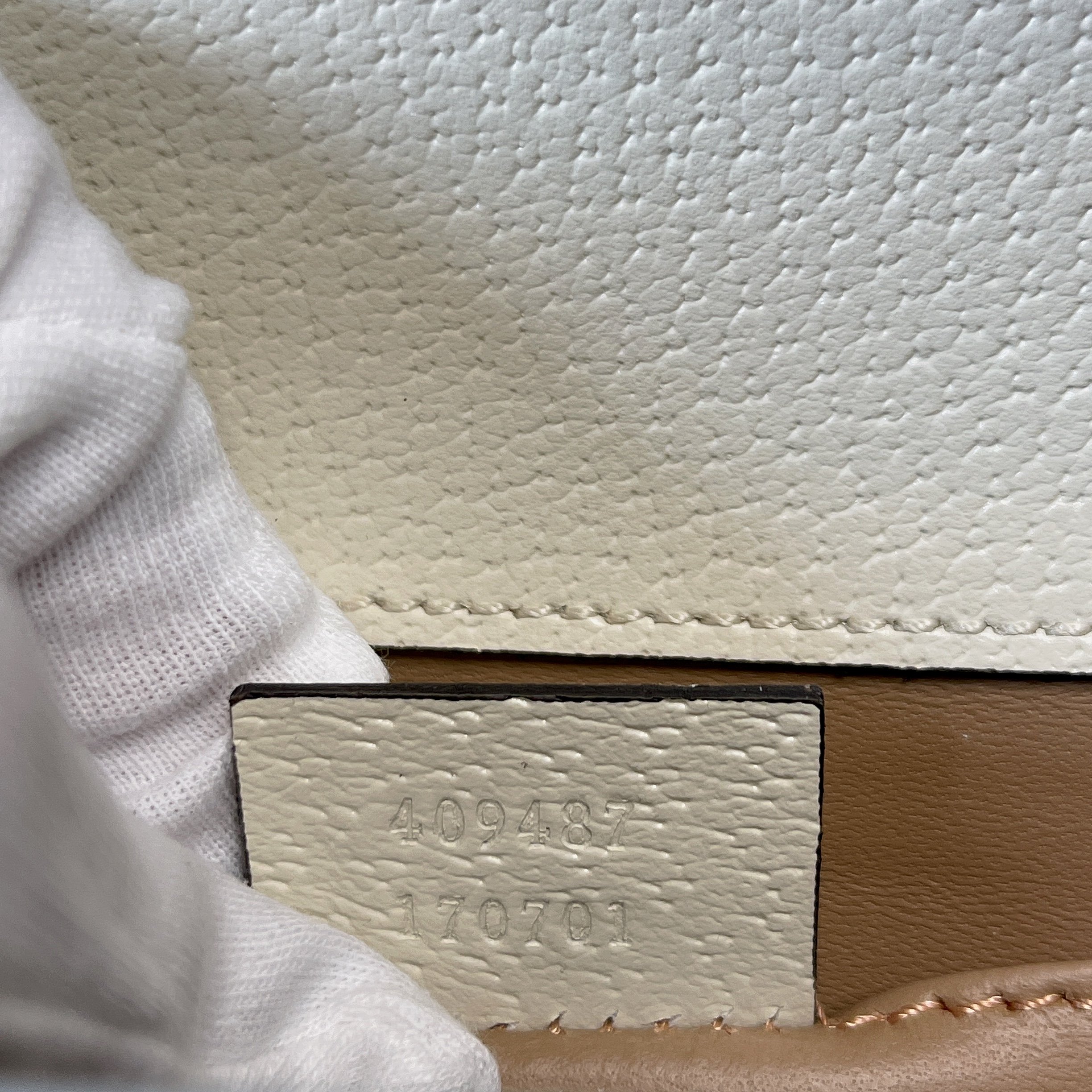 1:1 Replica Gucci Padlock Small Gucci Strawberry Shoulder Bag Beige For Women, Women's Bags 7.9in/20cm GG - Image 11