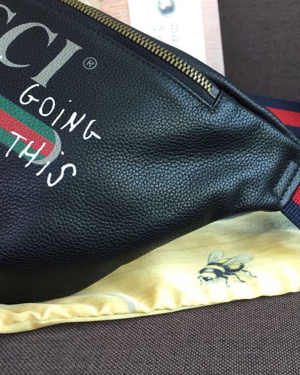 1:1 Replica Gucci Print Waist Belt Bag Black For Women And Men 15in/39cm GG 530412