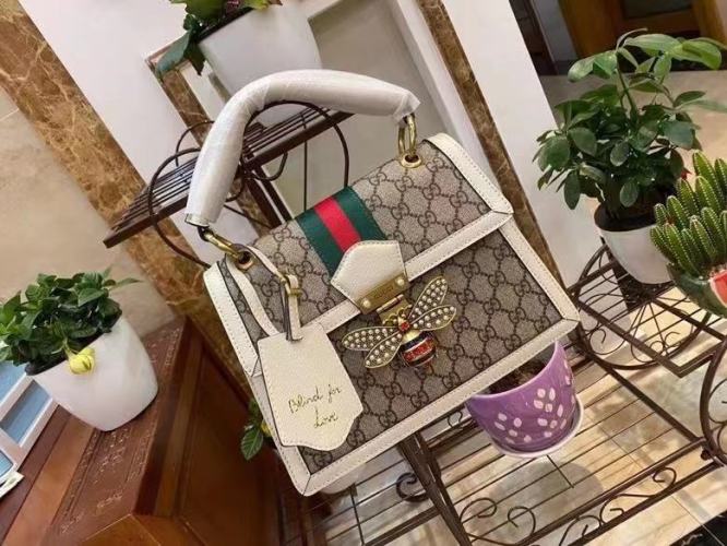 1:1 Replica Gucci Queen Margaret GG Small Top Handle Bag Beige And Ebony GG Supreme Canvas For Women 10in/26cm GG 476541