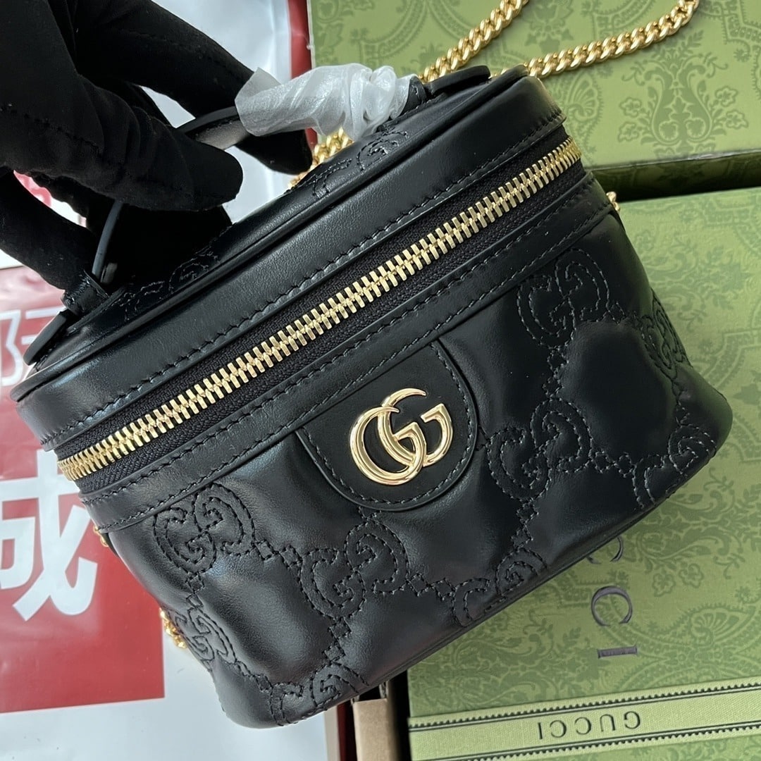 1:1 Replica Gucci Quilted GG Mini Handbag Black For Women, Women's Bags 6.3in/16cm GG 723770 UM8IG 1000 - Image 4
