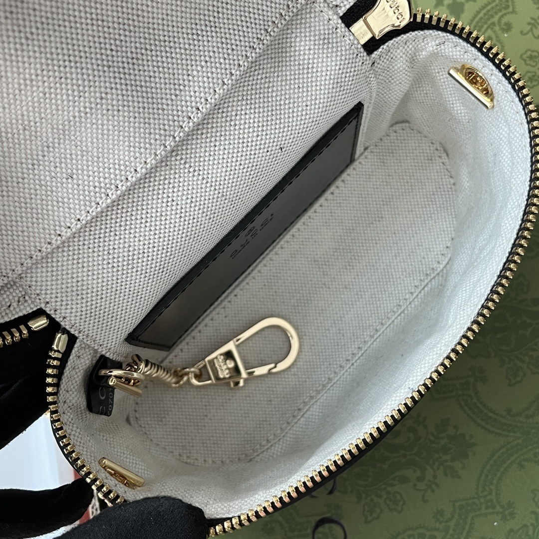 1:1 Replica Gucci Quilted GG Mini Handbag Black For Women, Women's Bags 6.3in/16cm GG 723770 UM8IG 1000 - Image 5