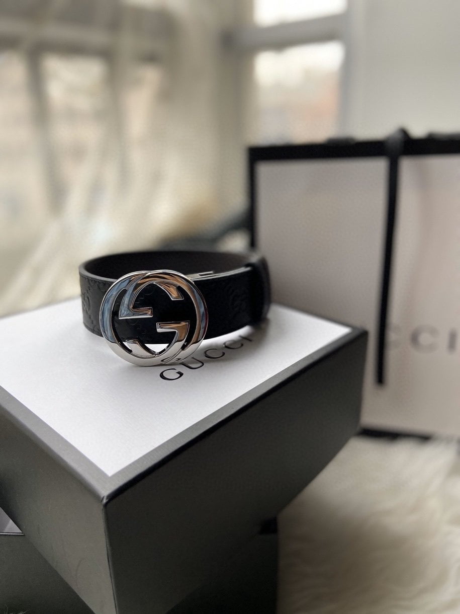1:1 Replica Gucci Reversible Gucci Signature Belt Black GG, Women Belt 473030 CWCWN 1070 - Image 2