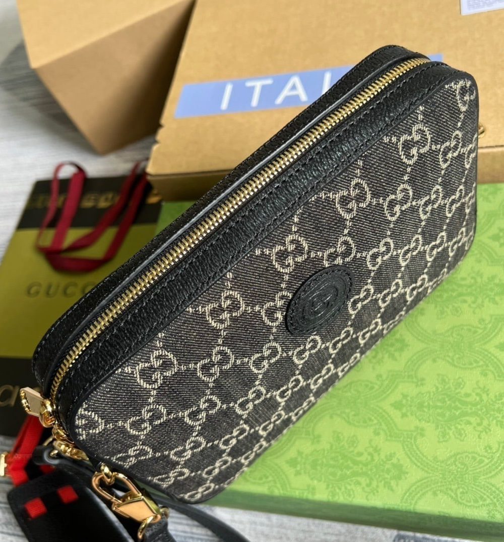 1:1 Replica Gucci Shoulder Bag With Interlocking G Black And White GG Supreme Canvas For Women  9.6in/24.5cm GG