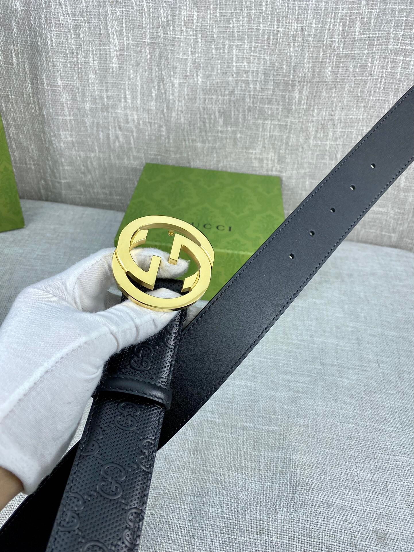 1:1 Replica Gucci Signature Belt Black GG, Women Belt 370543 CWC1G 1000 - Image 2