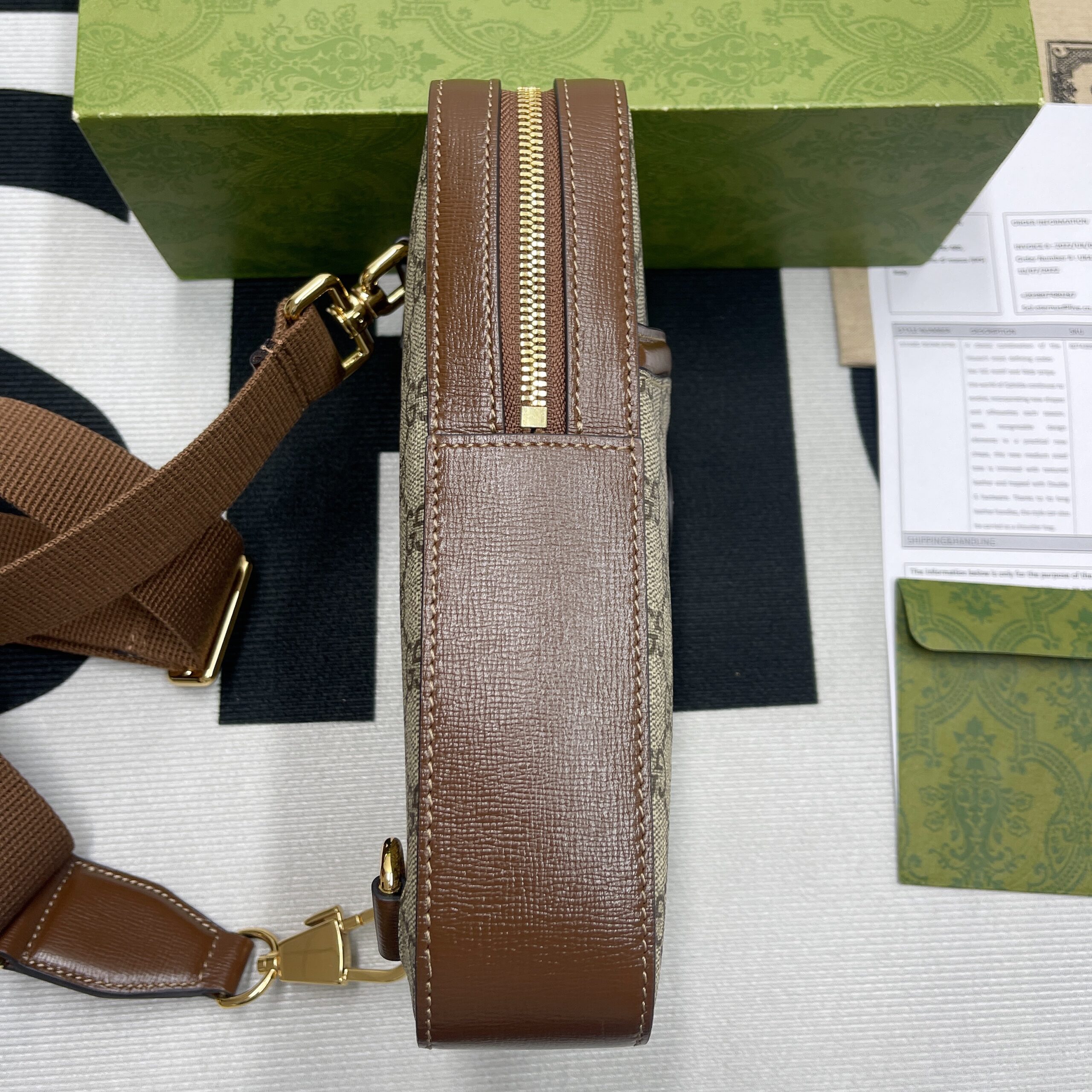 1:1 Replica Gucci Sling Backpack With Interlocking G Beige And Ebony GG Supreme Canvas For Men 9.4in/24cm GG 696016 92THG 8563 - Image 7