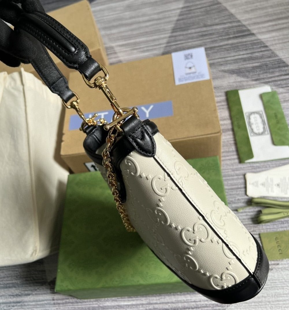 1:1 Replica Gucci Small GG Shoulder Bag White Debossed For Women 9.8in/25cm 675788 GG UD9AX 9099