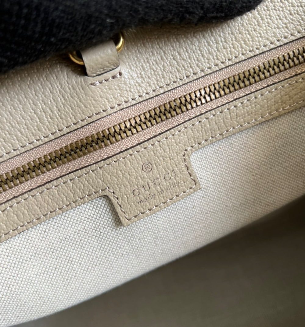 1:1 Replica Gucci Small Tote Bag With Interlocking G Beige For Women, Women's Bags 12.2in/31cm GG ‎659983 UULBT 9683