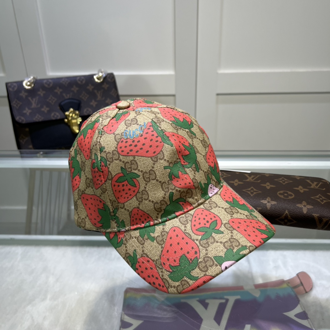 Gucci Strawberry Supreme Baseball Hat Beige GG Hat - Image 3