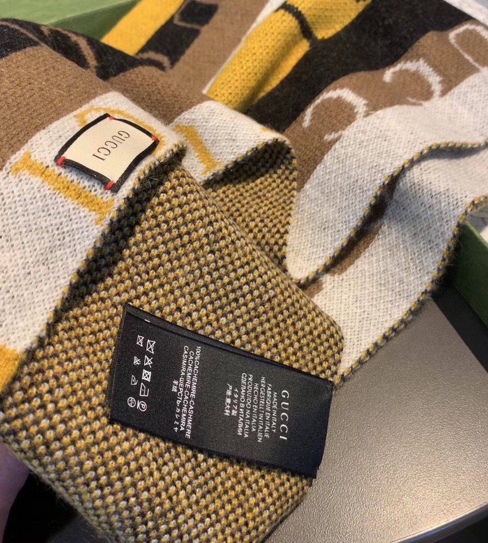 Gucci Wool Multicolor Line in Grey and Yellow Scarf 150cm/71in 