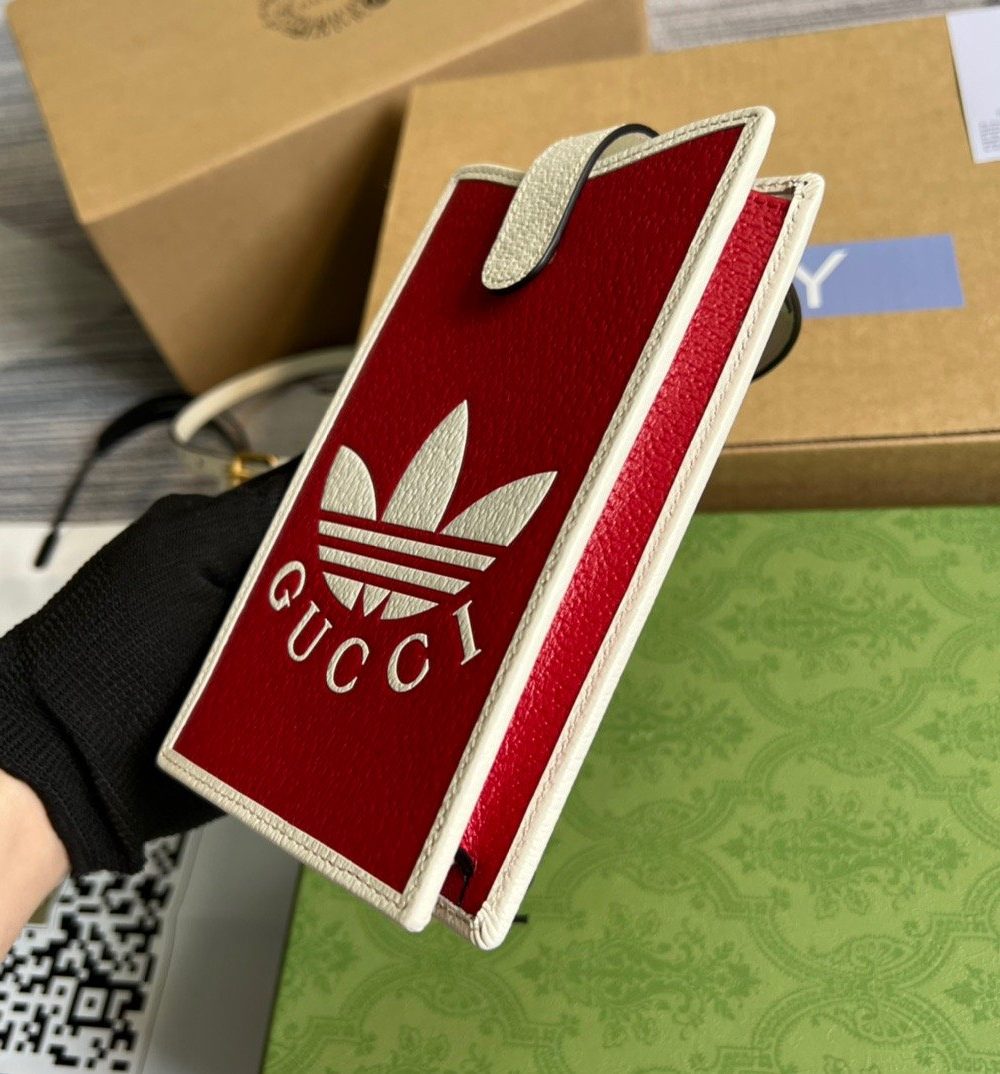 1:1 Replica Gucci x Adidas Phone Case Red For Women, Women's Bags 7.3in/18cm GG‎ ‎702203 UZ3BT 6484