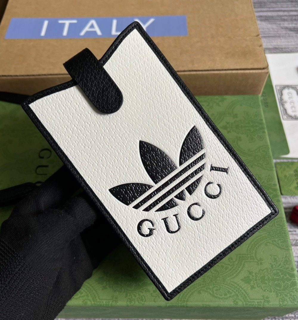 1:1 Replica Gucci x Adidas Phone Case White For Women, Women's Bags 7.3in/18cm GG‎