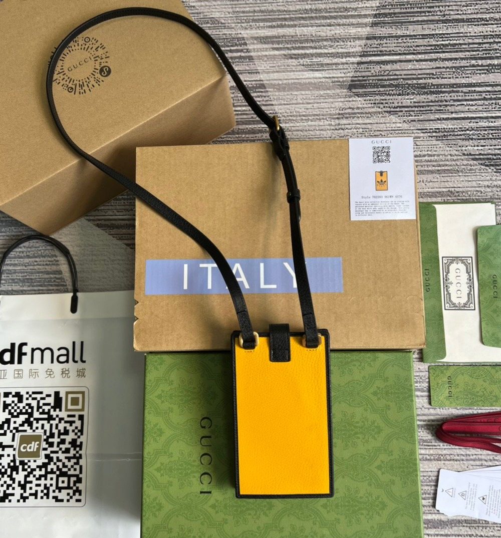 1:1 Replica Gucci x Adidas Phone Case Yellow For Women, Women's Bags 7.3in/18cm GG‎