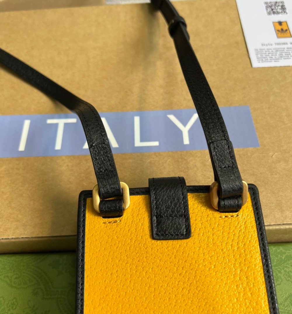 1:1 Replica Gucci x Adidas Phone Case Yellow For Women, Women's Bags 7.3in/18cm GG‎