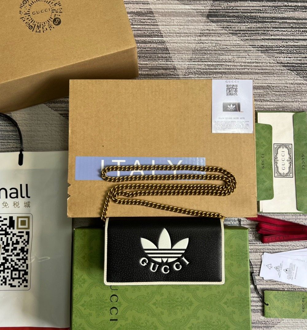 1:1 Replica Gucci x Adidas Wallet With Chain Black For Women, Women's Bags 7.5in/19cm GG 621892 UZ3BG 1057