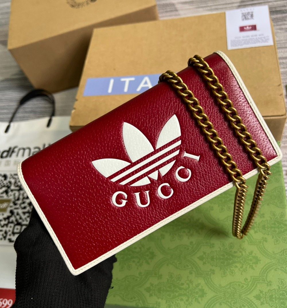 1:1 Replica Gucci x Adidas Wallet With Chain Red For Women, Women's Bags 7.5in/19cm GG 621892 UZ3BG 6484