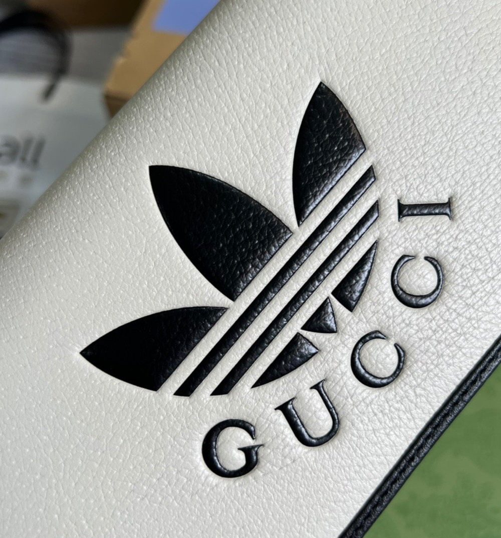 1:1 Replica Gucci x Adidas Wallet With Chain White For Women, Women's Bags 7.5in/19cm GG 621892 UZ3BG 8847