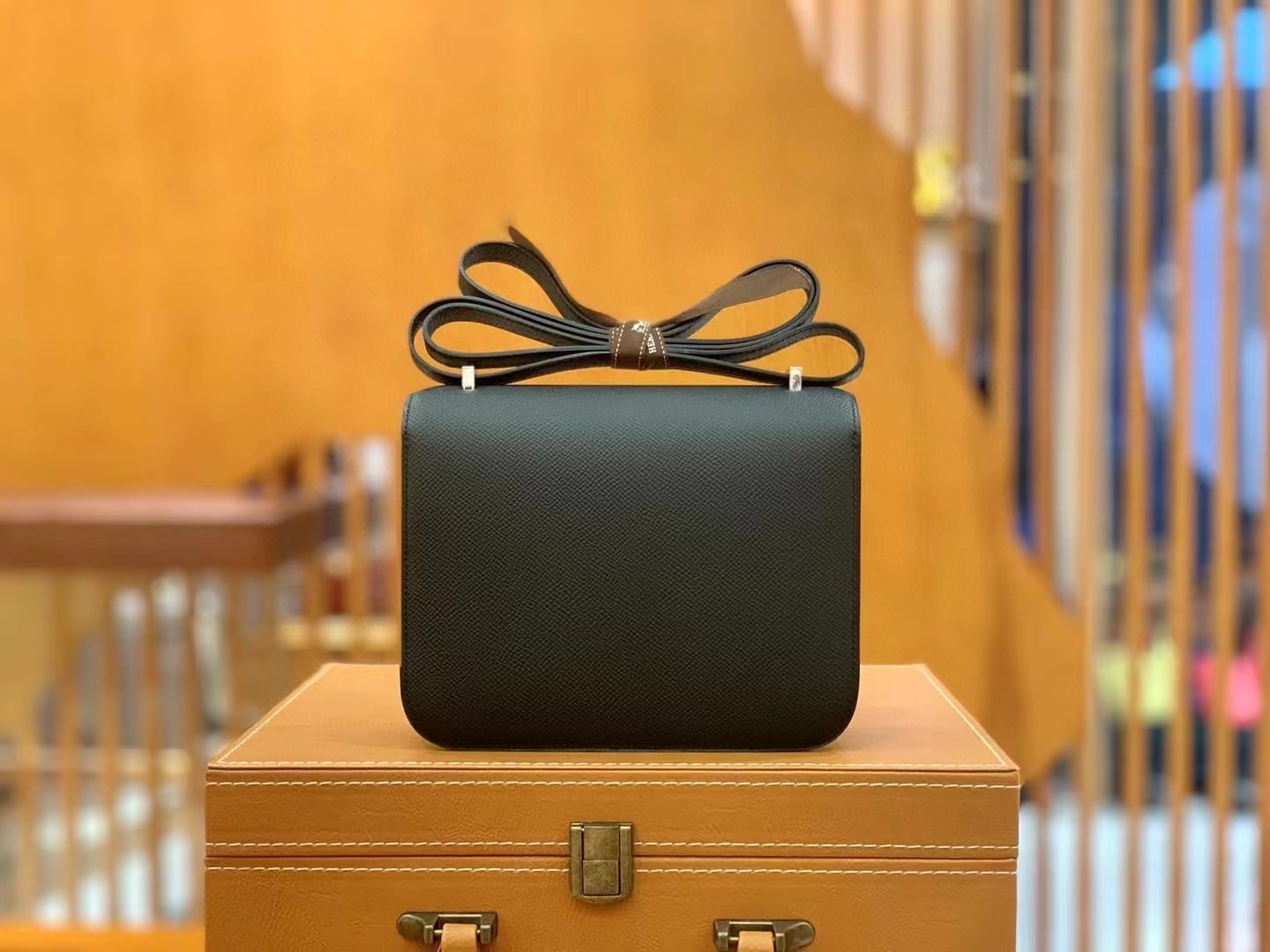 1:1 Replica Hermes Constance 23 Epsom Black For Women, Women's Handbags, Shoulder Bag 9in/23cm - Image 2