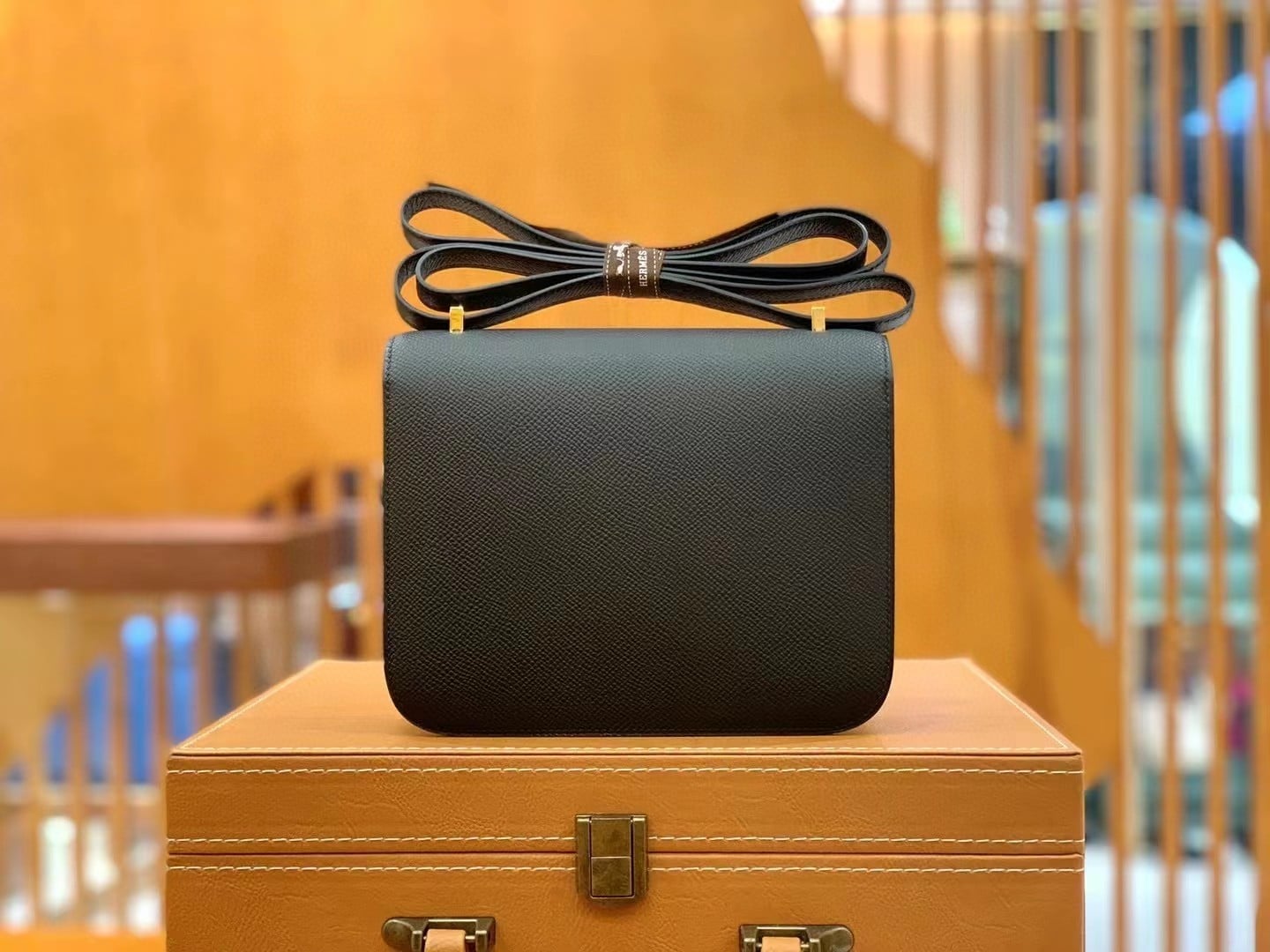 1:1 Replica Hermes Constance 23 Epsom Black For Women, Women's Handbags, Shoulder Bags 9in/23cm - Image 4