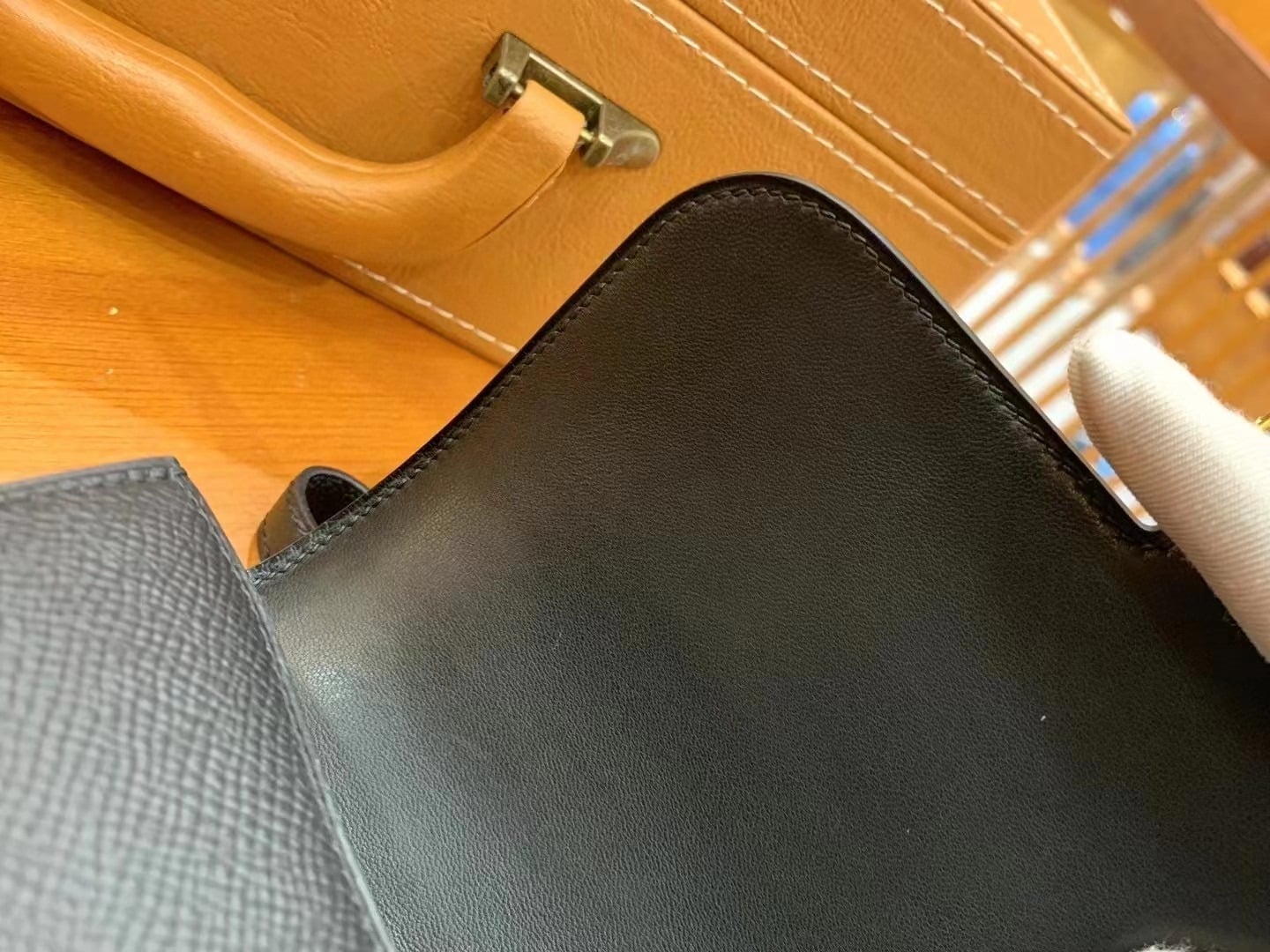 1:1 Replica Hermes Constance 23 Epsom Black For Women, Women's Handbags, Shoulder Bags 9in/23cm - Image 9