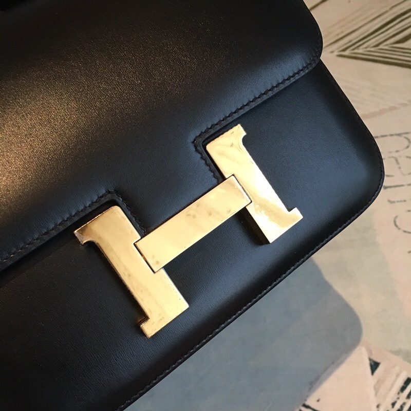 1:1 Replica Hermes Constance 24 Swift Black For Women Gold Toned Hardware, Women's Handbags, Shoulder Bags 9.5in/24cm - Image 6
