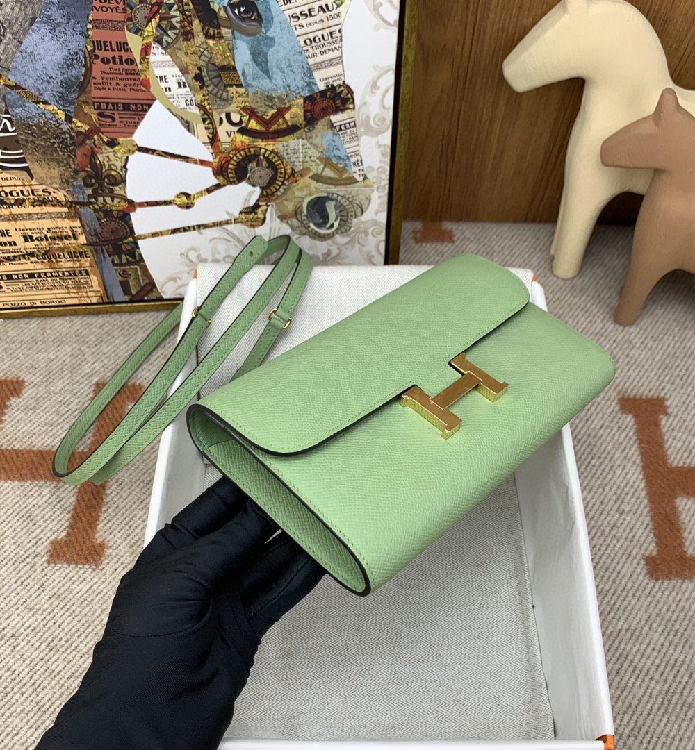 1:1 Replica Hermes Constance Long Togo Wallet Green, Gold Toned Hardware Bag For Women, Women's Handbags, Shoulder Bags 8.1in/21cm
