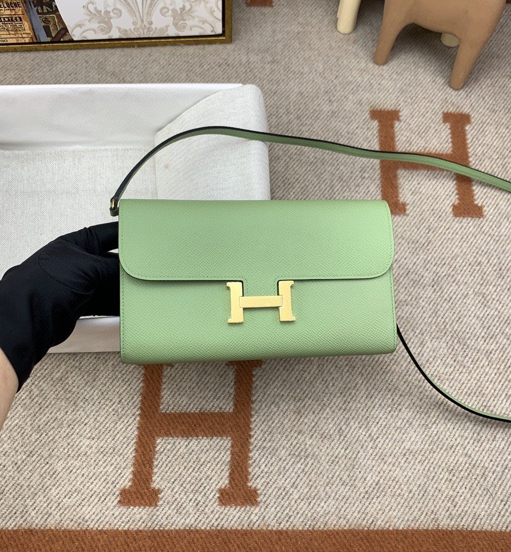 1:1 Replica Hermes Constance Long Togo Wallet Green, Gold Toned Hardware Bag For Women, Women's Handbags, Shoulder Bags 8.1in/21cm