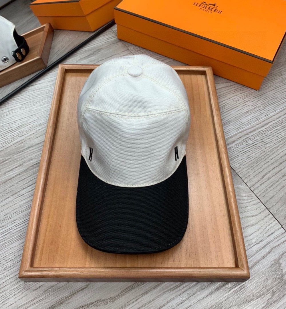 Hermes Davis H Primavera Cap White/Black Hermes Cap