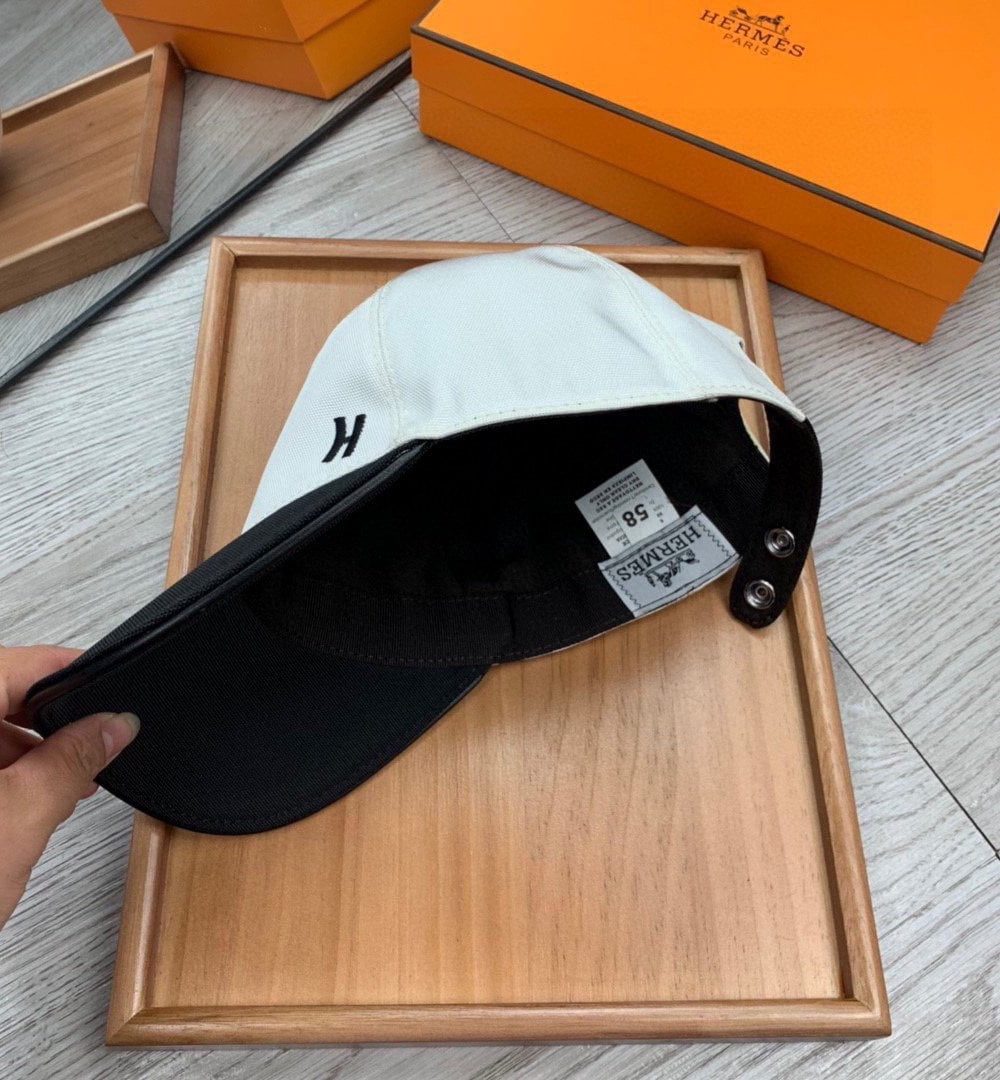 Hermes Davis H Primavera Cap White/Black Hermes Cap