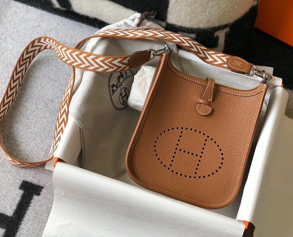 1:1 Replica Hermes Evelyne 16 Amazone Bag Brown With Silver-Toned Hardware For Women, Women's Shoulder And Crossbody Bags 6.3in/16cm