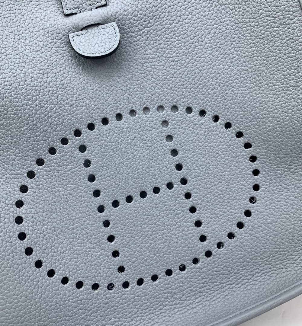 1:1 Replica Hermes Evelyne III 29 Bag Light Blue With Silver-Toned Hardware For Women, Women's Shoulder And Crossbody Bags 11.4in/29cm H056277CK18