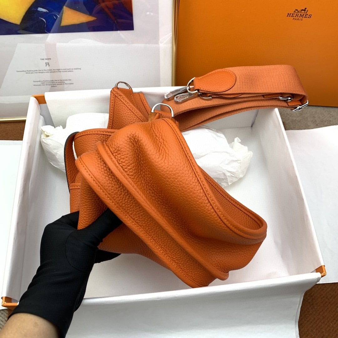 1:1 Replica Hermes Evelyne III 29 Bag Orange With Silver-Toned Hardware For Women, Women's Shoulder And Crossbody Bags 11.4in/29cm H056277CC9J - Image 3