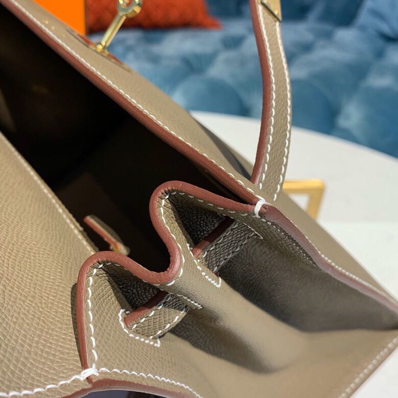 1:1 Replica Hermes Kelly 25 Sellier Epsom Etoupe Bag For Women, Women's Handbags, Shoulder Bags 10in/25cm - Image 17