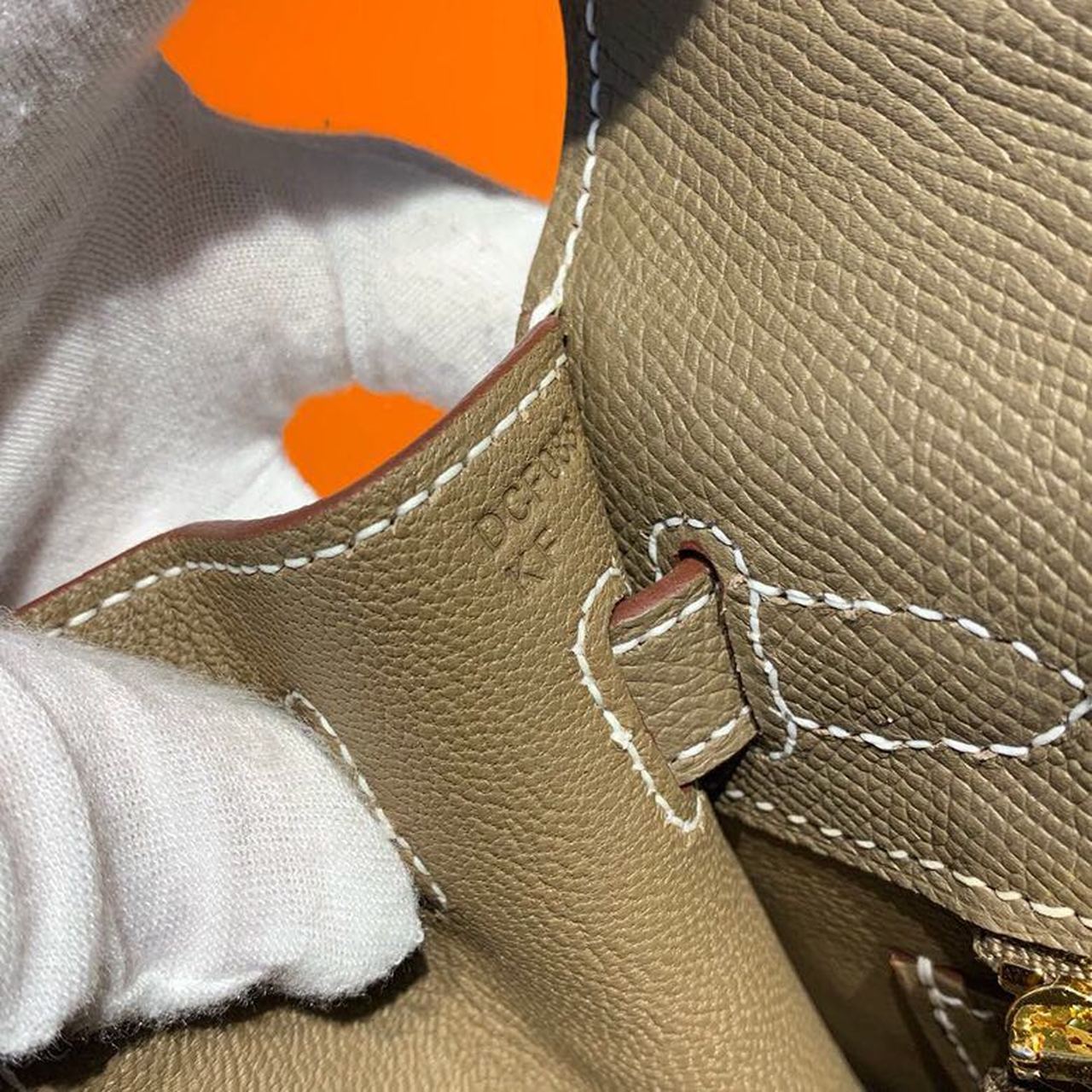 1:1 Replica Hermes Kelly 25 Sellier Epsom Etoupe Bag For Women, Women's Handbags, Shoulder Bags 10in/25cm - Image 14