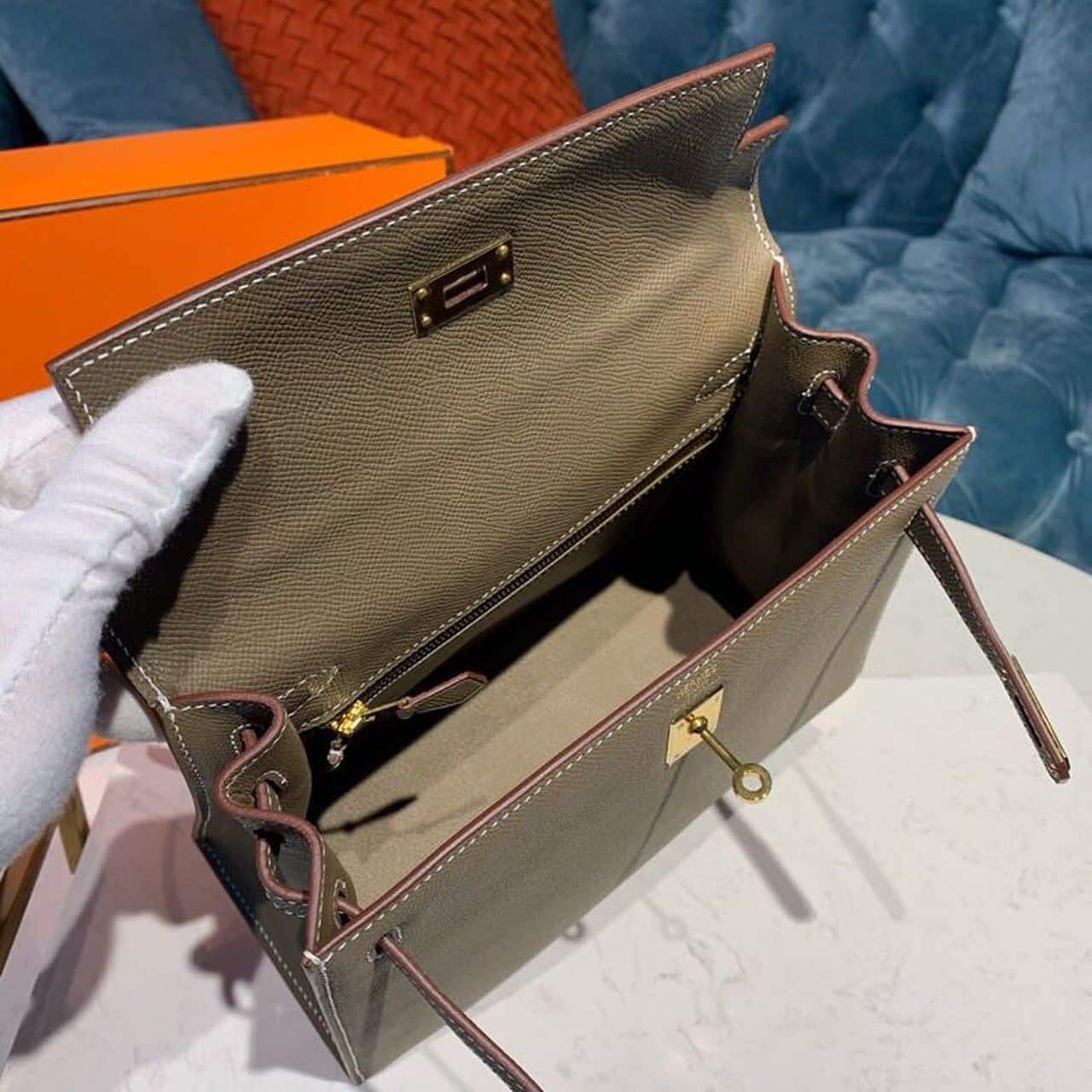 1:1 Replica Hermes Kelly 25 Sellier Epsom Etoupe Bag For Women, Women's Handbags, Shoulder Bags 10in/25cm - Image 15