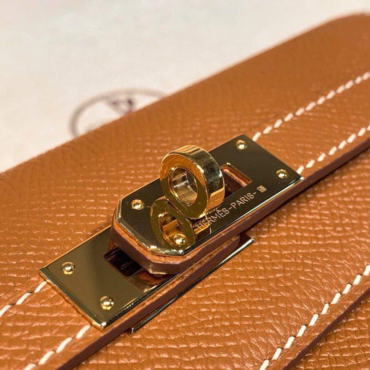 1:1 Replica Hermes Kelly Wallet To Go Woc Brown With Gold Toned Hardware Bag For Women 8.2in/21cm - Image 17