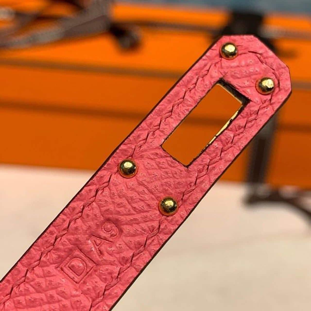 1:1 Replica Hermes Kelly Wallet To Go Woc Pink With Gold Toned Hardware Bag For Women 8.2in/21cm - Image 14