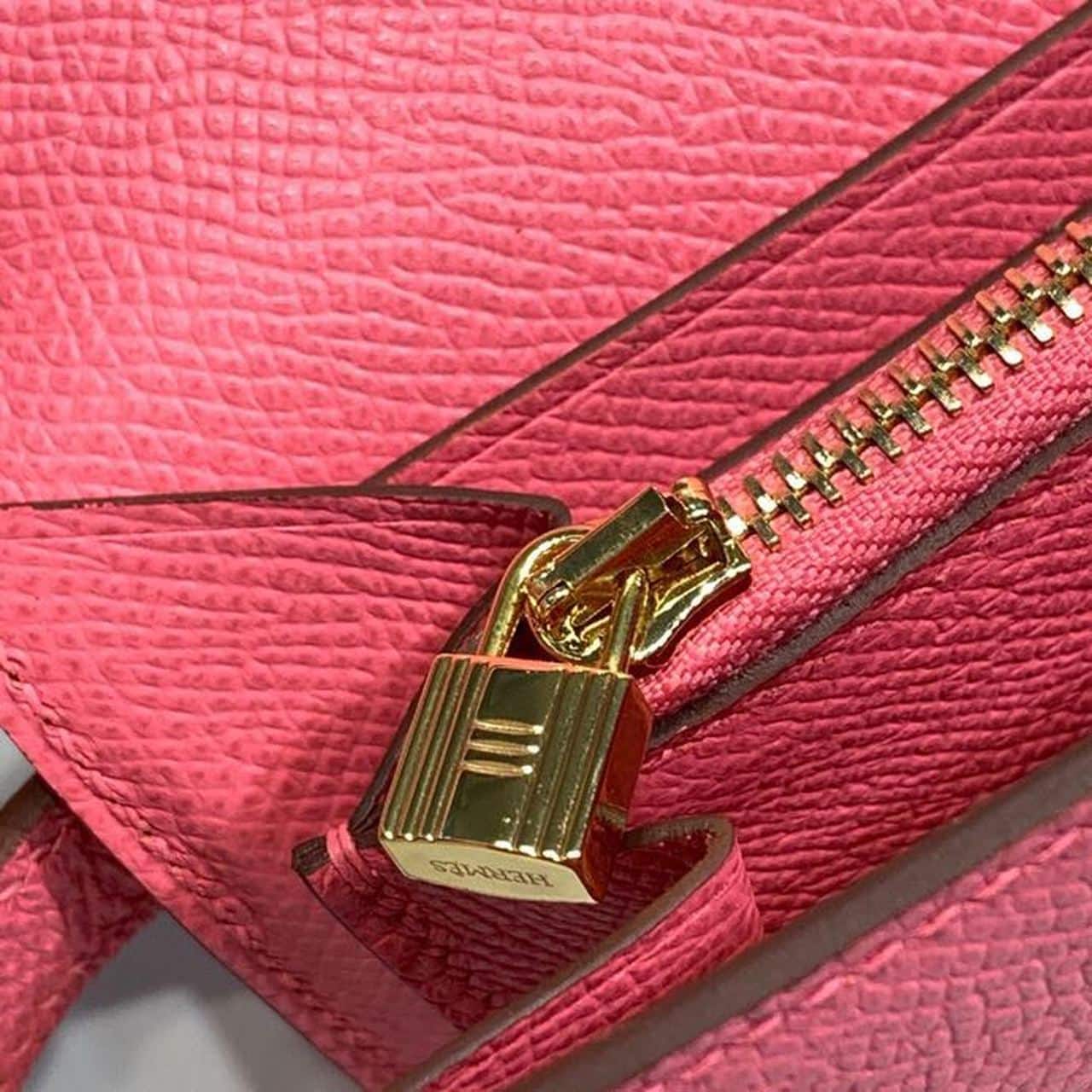 1:1 Replica Hermes Kelly Wallet To Go Woc Pink With Gold Toned Hardware Bag For Women 8.2in/21cm - Image 12